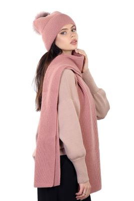 100% merino wool hat with flap and fur pompom (dusty rose)