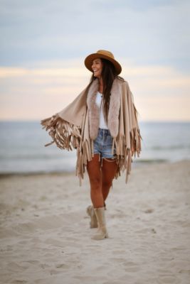 Wool and cashmere poncho beige with beige fox