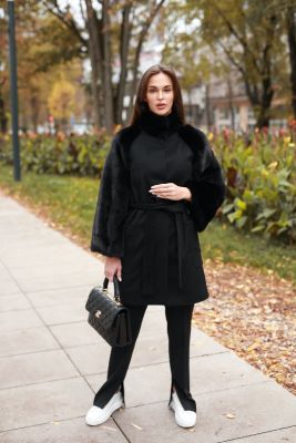 Wool and cashmere coat with mink sleeves and mink fur collar (black)