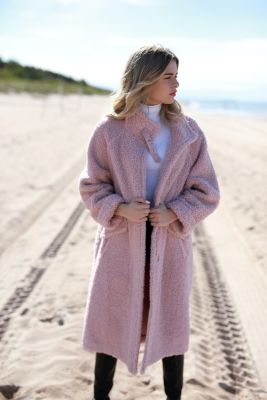 Teddy coat in pink colour