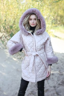 Hooded jacket with fox fur in dusty rose color