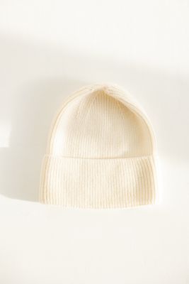 100% merino wool hat with flap for a man (white)