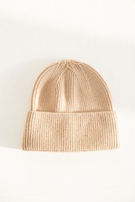 100% merino wool hat with flap for a man (dark beige)