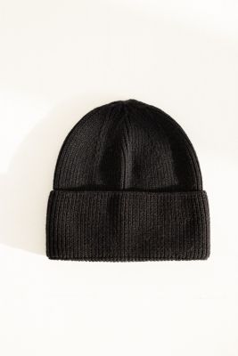 100% merino wool hat with flap for a man (black)