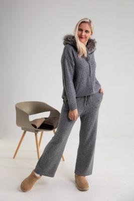 Cashmere suit in two pieces: a sweatshirt with a hoodie decorated with fox fur and a wide pants in dark grey