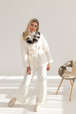 Wool and cashmere short jacket with chinchilla fur collar (white)