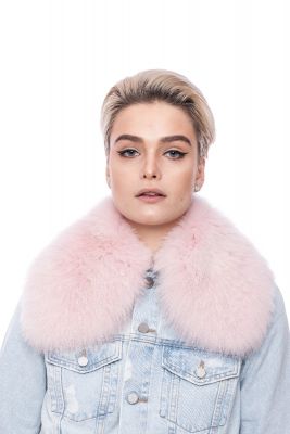 Collar from fox fur in pink