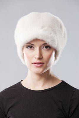 Mink fur beret with ear covers White