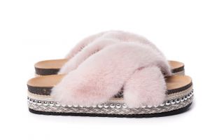 Slippers with mink fur in light pink