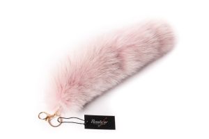 Pendant fox fur tail in pink
